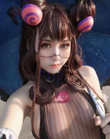 被卖山村调教h_1080高清在线